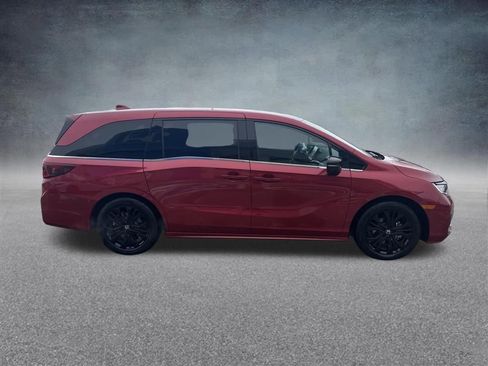 Certified 2025 Honda Odyssey Sport-L image 6