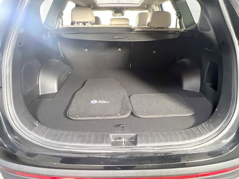 Used 2023 Hyundai Santa Fe SEL w/ Premium Package image 26