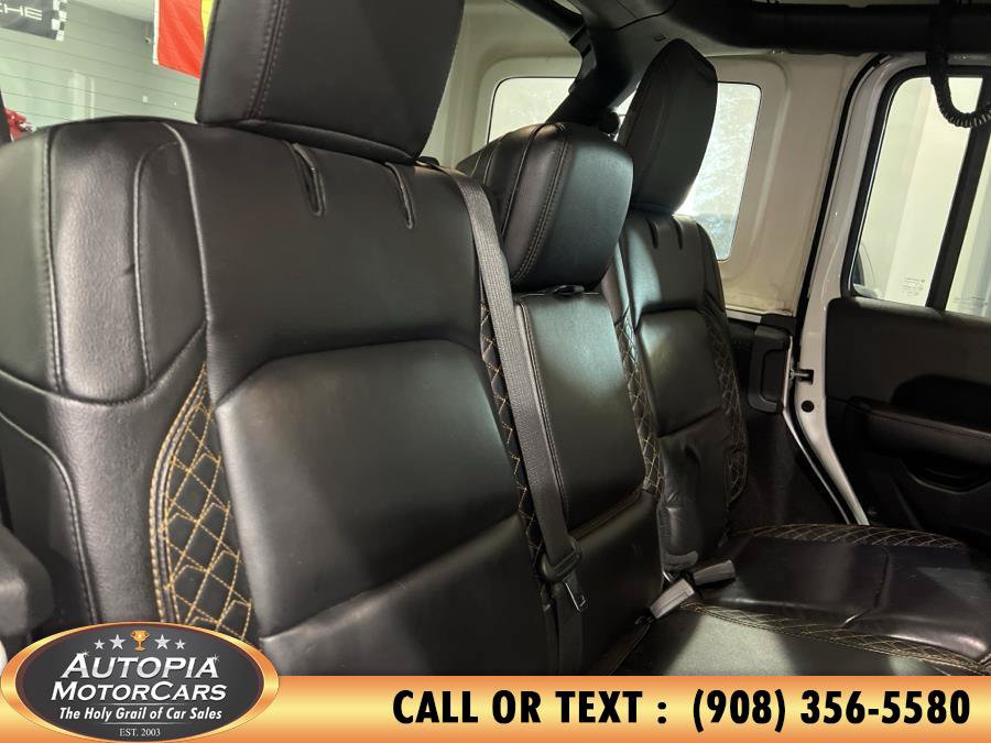 Used 2021 Jeep Wrangler Unlimited Sahara AWD/4WD image 17