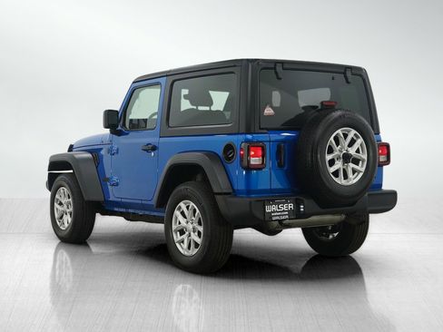 Used 2023 Jeep Wrangler Sport S image 3