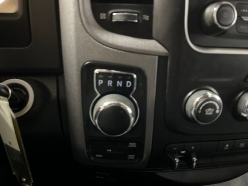 Used 2017 RAM 1500 Express AWD/4WD image 27