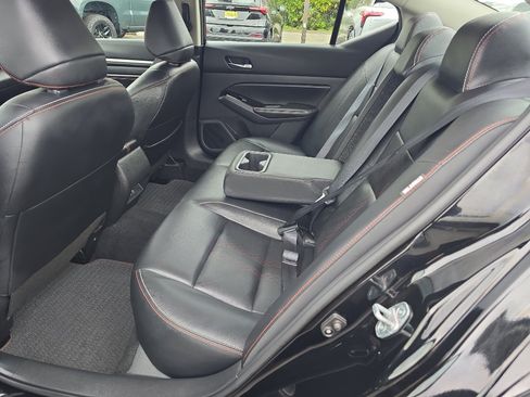 Used 2023 Nissan Altima 2.5 SR w/ SR Premium Package FWD image 17