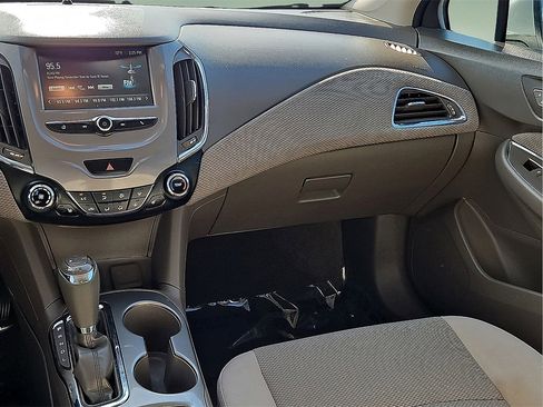 Used 2016 Chevrolet Cruze LT w/ Convenience Package image 15