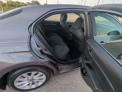 Used 2024 Toyota Camry LE FWD image 4