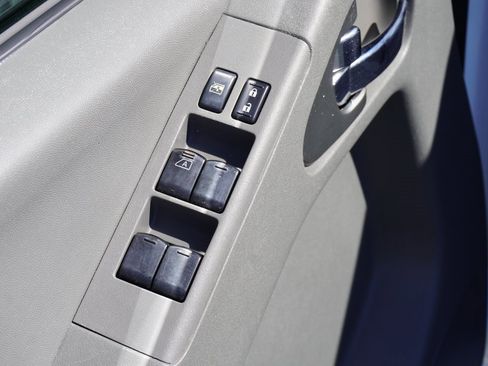 Used 2019 Nissan Frontier SV image 10