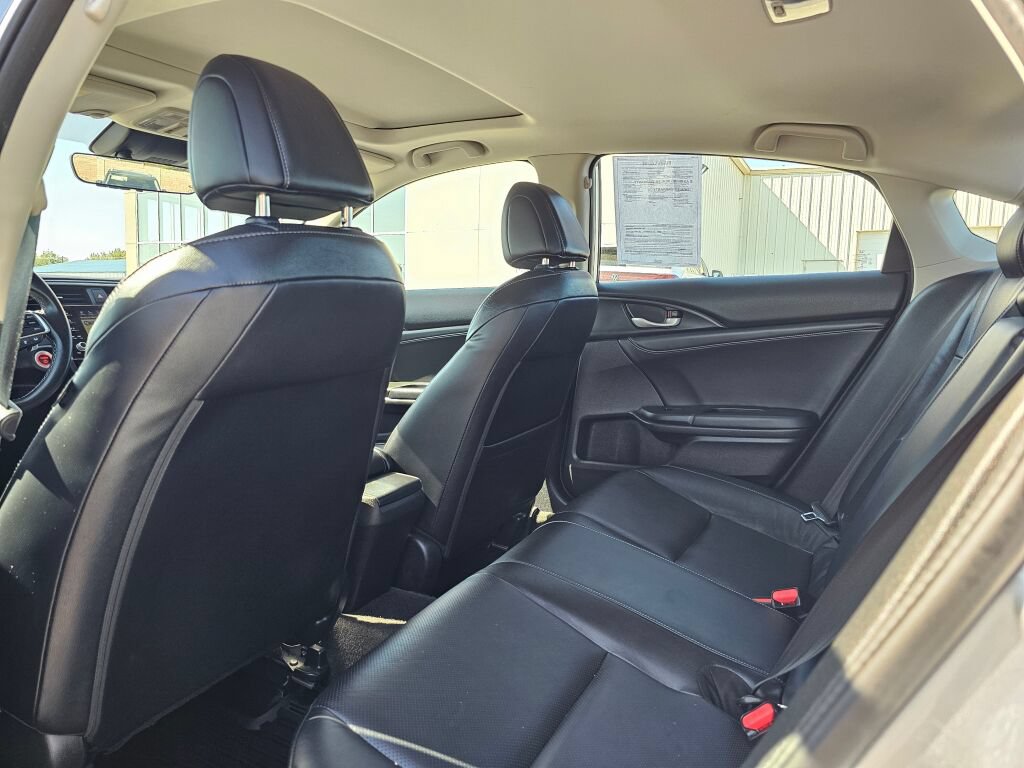Used 2020 Honda Insight Touring image 13