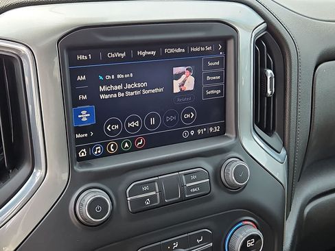 Used 2022 Chevrolet Silverado 2500 LTZ w/ LTZ Premium Package AWD/4WD image 19