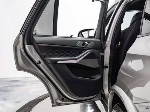 Used 2022 BMW X5 M w/ Competition Package 2 image 85