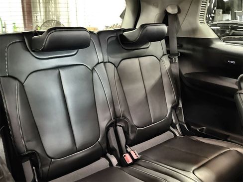 Used 2021 Jeep Grand Cherokee L Limited image 31