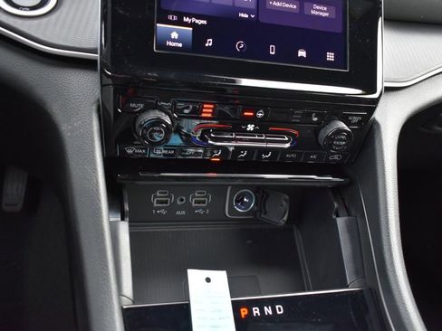 New 2025 Jeep Grand Cherokee Altitude image 21