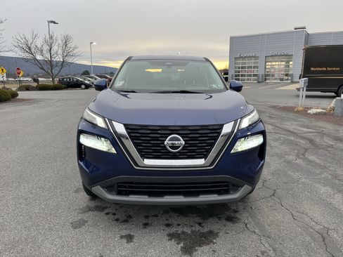 Used 2021 Nissan Rogue SV image 8