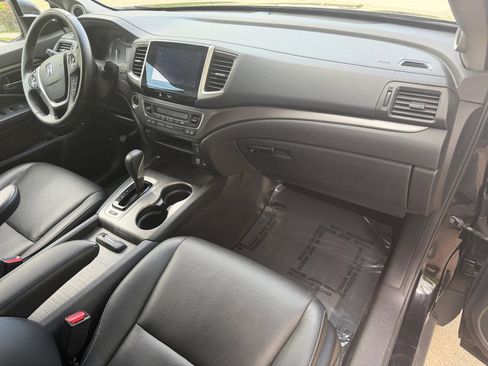 Used 2017 Honda Ridgeline RTL-T image 14