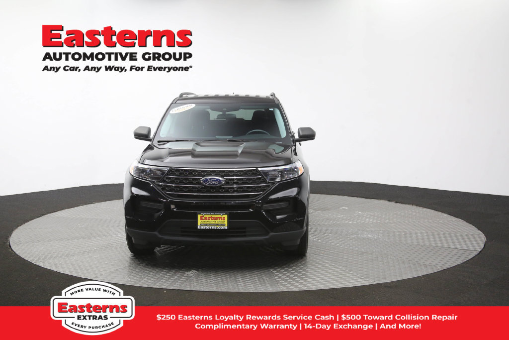 Used 2023 Ford Explorer XLT AWD/4WD image 55