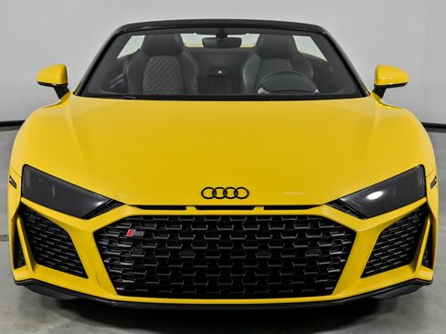 Used 2020 Audi R8 V10 w/ Carbon Exterior Package image 5