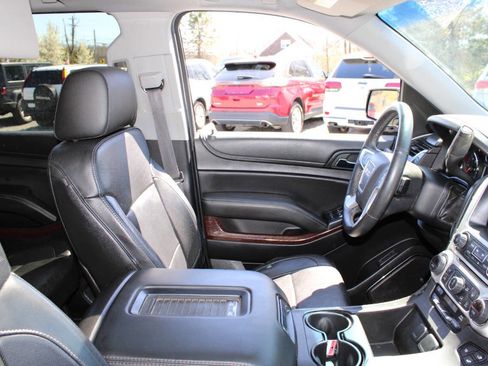 Used 2015 GMC Yukon XL SLT w/ Open Road Package image 12