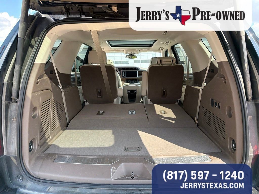 Used 2022 GMC Yukon Denali w/ Max Trailering Package AWD/4WD image 12