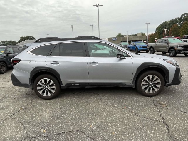 Used 2025 Subaru Outback Limited w/ Popular Package #2 AWD/4WD image 8