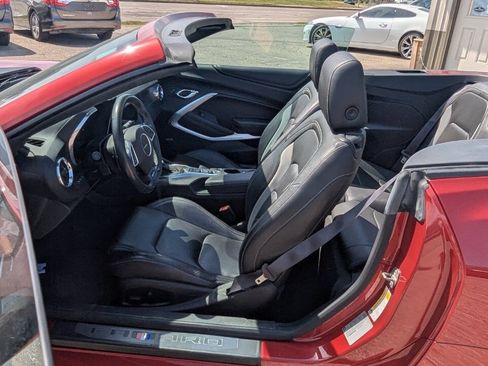 Used 2017 Chevrolet Camaro LT RWD image 35
