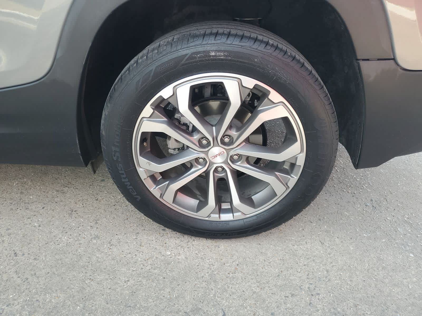Used 2020 GMC Terrain SLT w/ Preferred Package FWD image 12