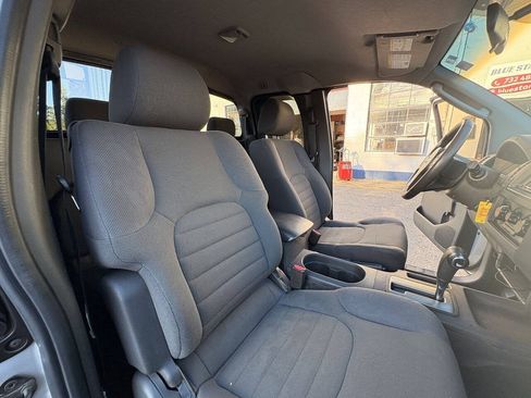 Used 2007 Nissan Frontier XE w/ Preferred Pkg RWD image 16