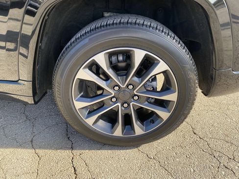 Used 2022 Jeep Grand Cherokee Overland image 34