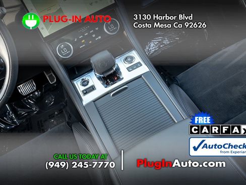 Used 2021 Jaguar F-PACE SVR image 24