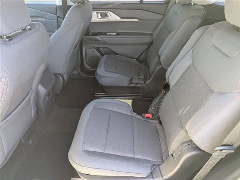 New 2026 Ford Explorer Active image 15