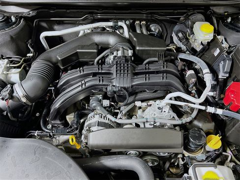 Certified 2025 Subaru Outback Limited w/ Popular Package #2 image 29