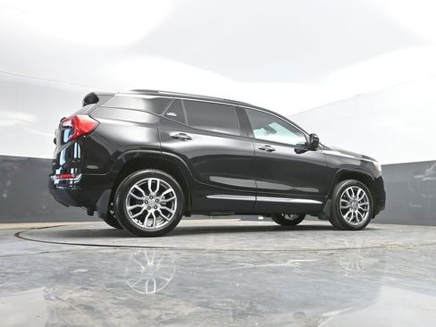 Used 2023 GMC Terrain Denali w/ Denali Premium Package AWD/4WD image 38
