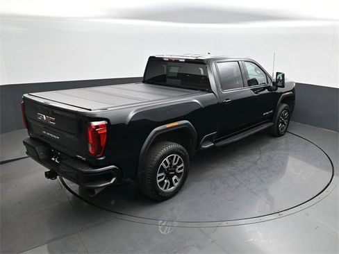 Certified 2023 GMC Sierra 2500 AT4 w/ AT4 Preferred Package image 18