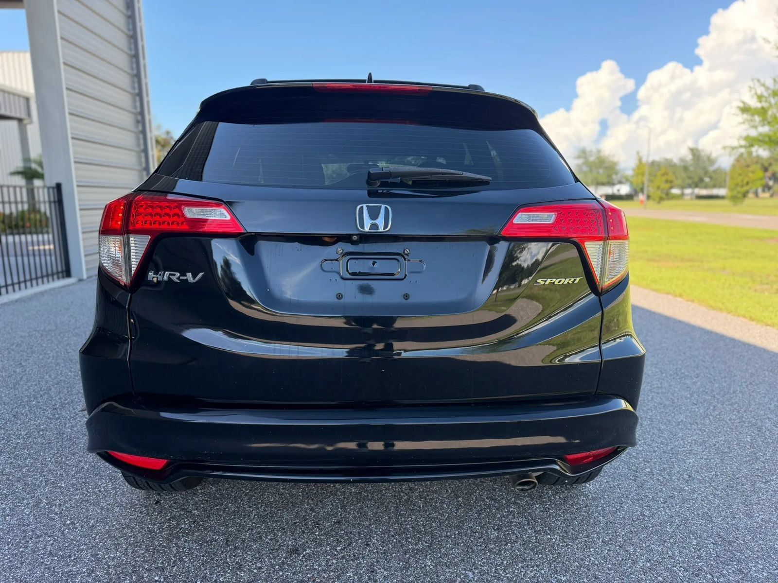 Used 2019 Honda HR-V Sport image 8