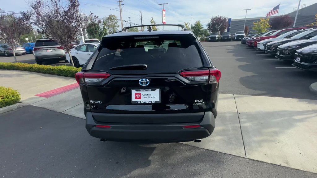 Used 2021 Toyota RAV4 XLE w/ Convenience Package AWD/4WD image 32