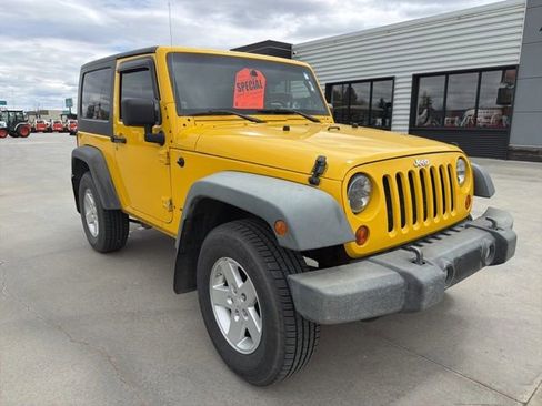 Used 2008 Jeep Wrangler X AWD/4WD image 2
