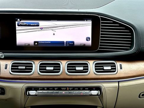 Used 2024 Mercedes-Benz GLE 350 4MATIC image 29