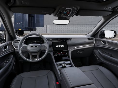 New 2025 Jeep Grand Cherokee L Limited w/ MOPAR Finishing Package image 14