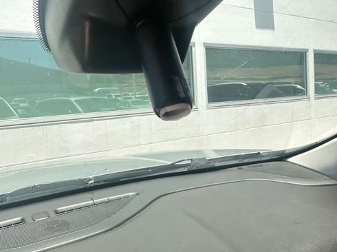 Used 2019 GMC Acadia SLE FWD image 14