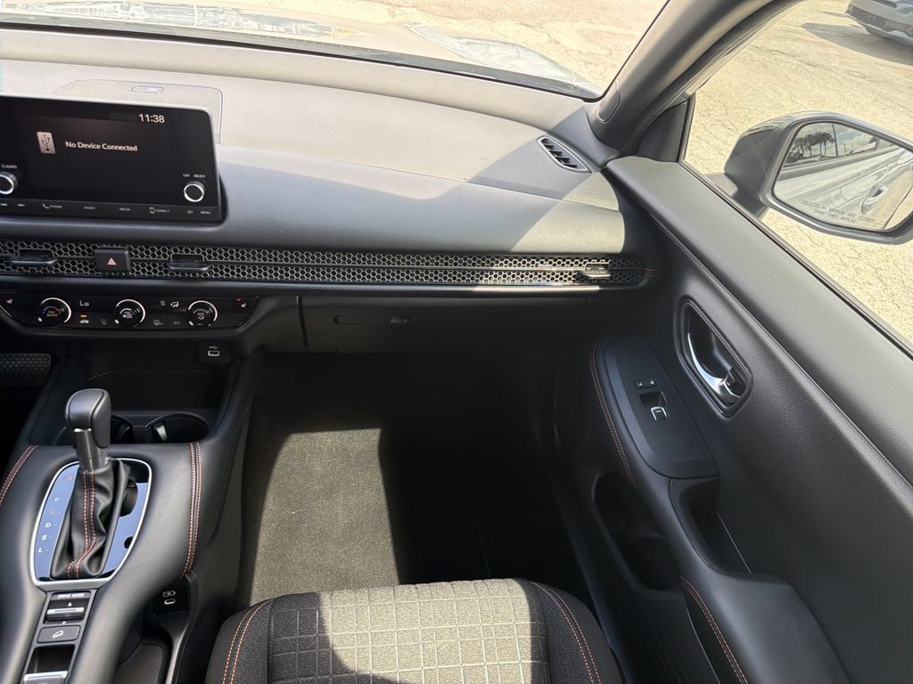Used 2024 Honda HR-V Sport image 17