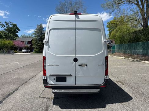 Used 2020 Mercedes-Benz Sprinter 2500 w/ Driver Convenience Package image 6