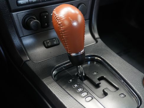 Used 2003 Ford Thunderbird RWD image 30