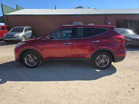 Used 2018 Hyundai Santa Fe Sport image 5