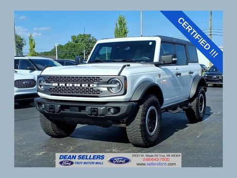 Certified 2023 Ford Bronco Badlands w/ Sasquatch Package AWD/4WD image 1