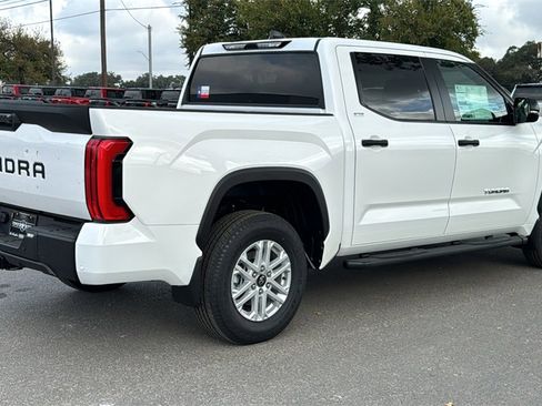 New 2026 Toyota Tundra SR5 image 7