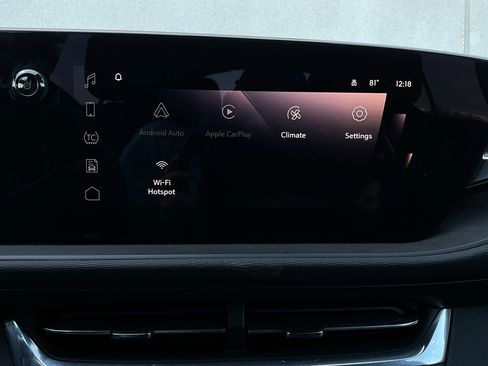 Used 2025 Buick Envista Preferred image 28