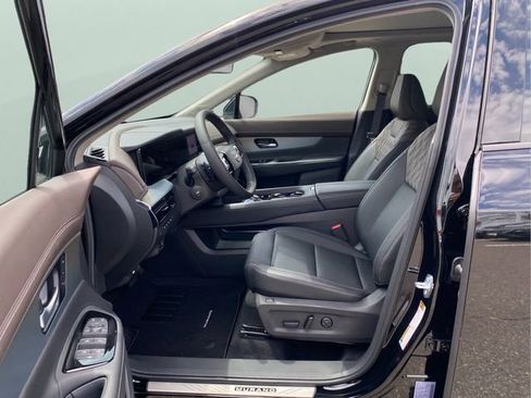 Used 2025 Nissan Murano Platinum AWD/4WD image 11