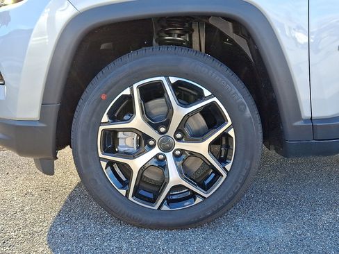 New 2026 Jeep Compass Limited image 4