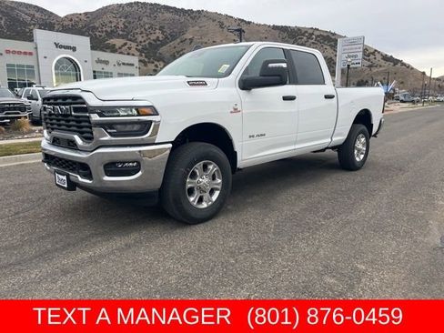 New 2026 RAM 2500 Big Horn AWD/4WD image 8