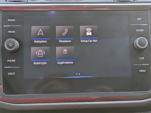 Used 2022 Volkswagen Tiguan SE image 24