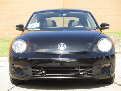 Used 2015 Volkswagen Beetle 1.8T FWD image 70