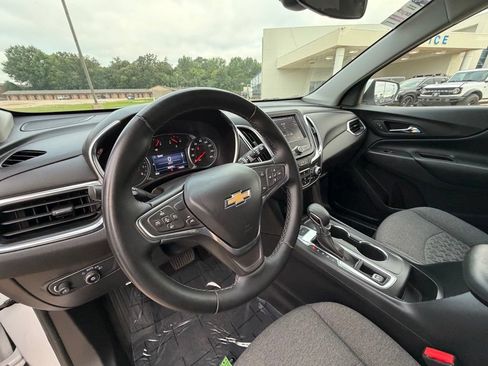 Used 2024 Chevrolet Equinox LT AWD/4WD image 14