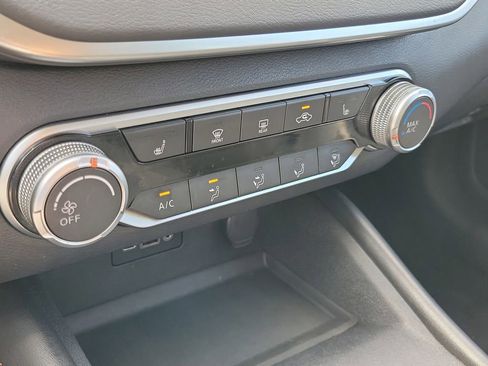 Used 2020 Nissan Altima 2.5 SR w/ Premium Package FWD image 34